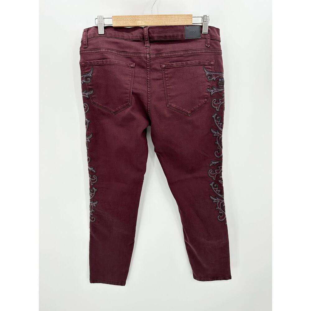 Urban Outfitters BDG Jeans Women 32 Burgundy Mid Rise Twig Ankle Denim - Picture 2 of 10